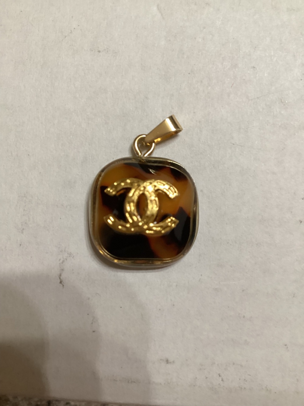 Chanel pendant. - Picture 2 of 3